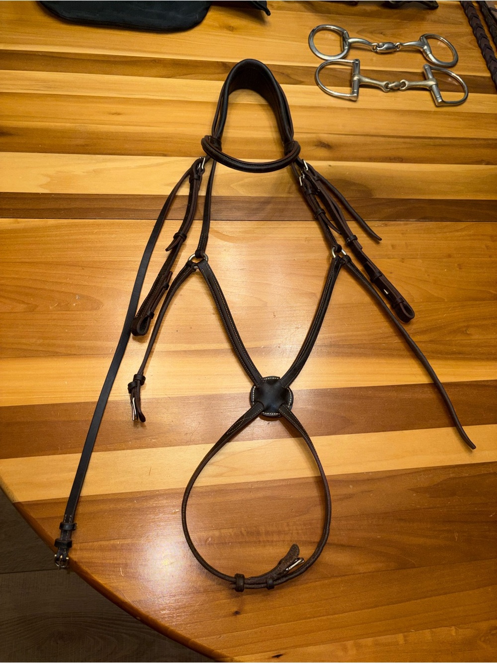 Devoucoux figure 8 horse bridle